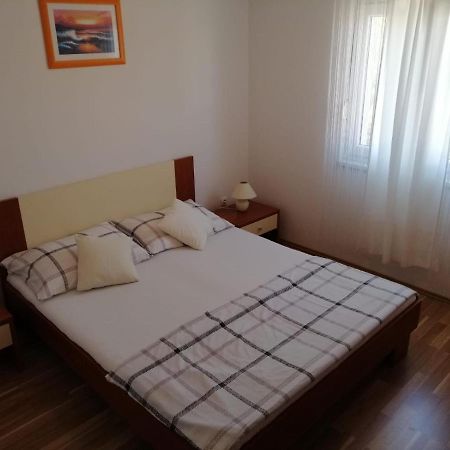 Apartments Ruzmarin Vrsi Luaran gambar
