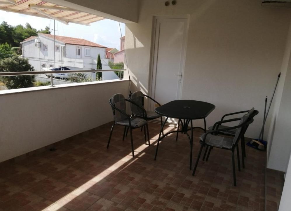 Apartments Ruzmarin Vrsi Luaran gambar